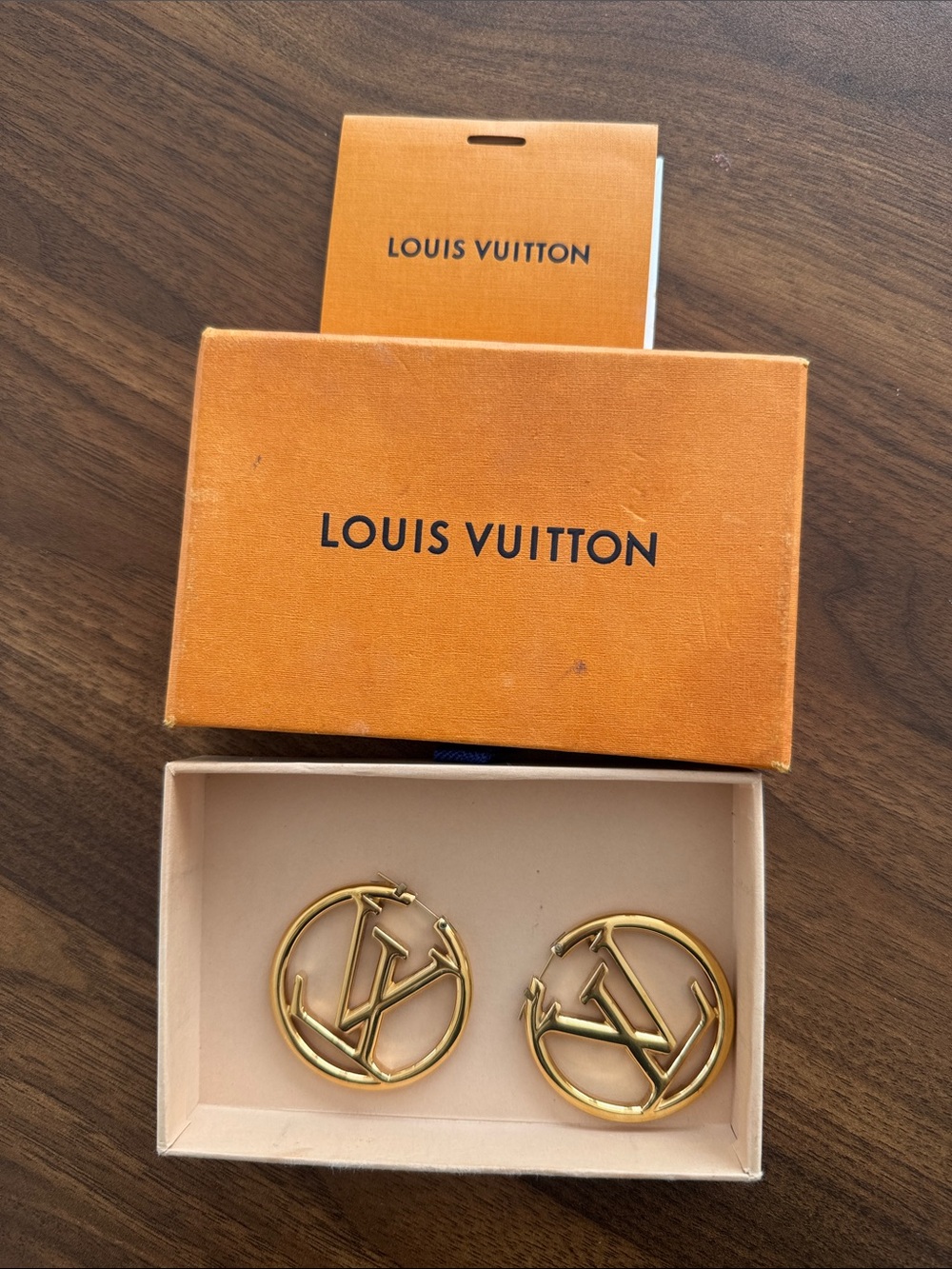 Louis Vuitton Gold-tone LV Circle Logo Cufflinks